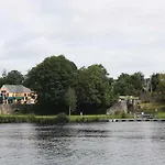 Shannon Breeze 4*