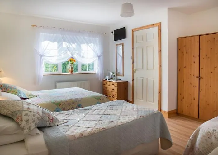 Shannon Breeze Bed & Breakfast Killaloe